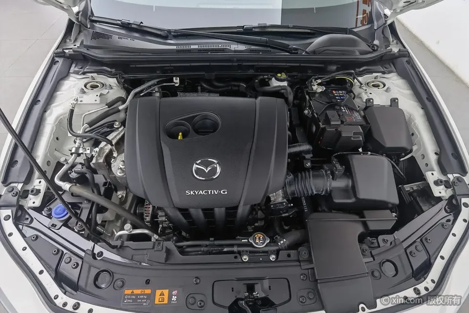 Mazda Axela Mazda3 Angkesela 2.0L Automatic Quality Edition 2023 — thumbnail 2