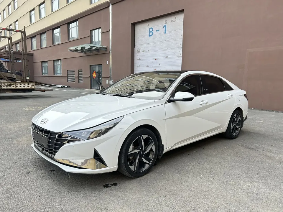 Hyundai Elantra Elantra 1.5L CVT GLX Elite Edition 2022 — photo 1, buy with delivery to Moscow