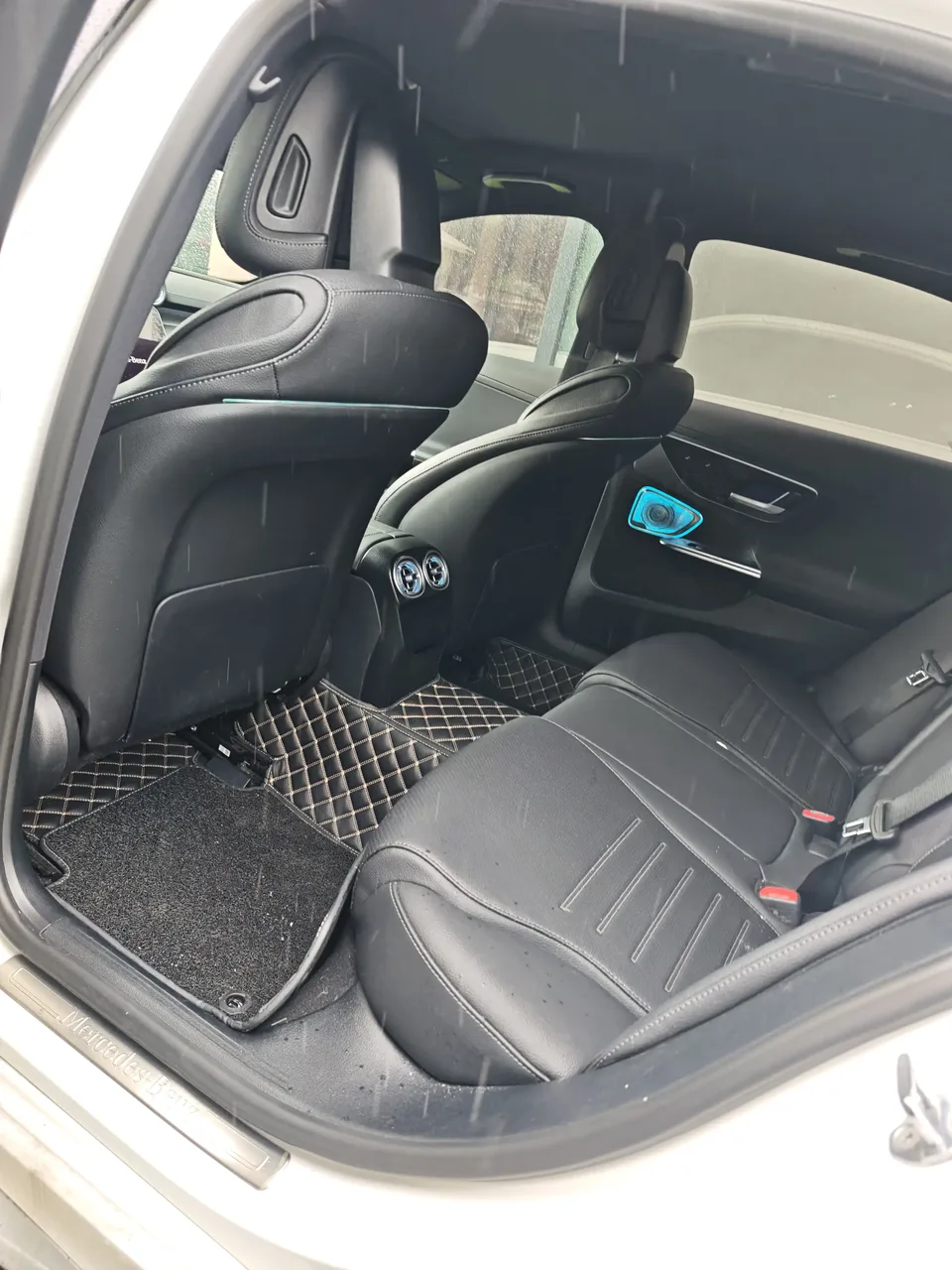 Mercedes-Benz Mercedes Benz C Class Mercedes-Benz C-Class 2023 C 200 L Sports Edition 2023 — миниатюра 3