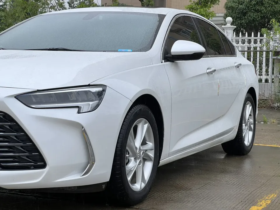 Buick Majesty Regal 2023 552T Smart Edition 2023 — миниатюра 4