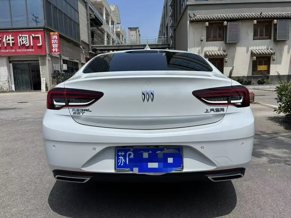 Buick Majesty Regal 2024 25T Super Edition 2024 — миниатюра 2