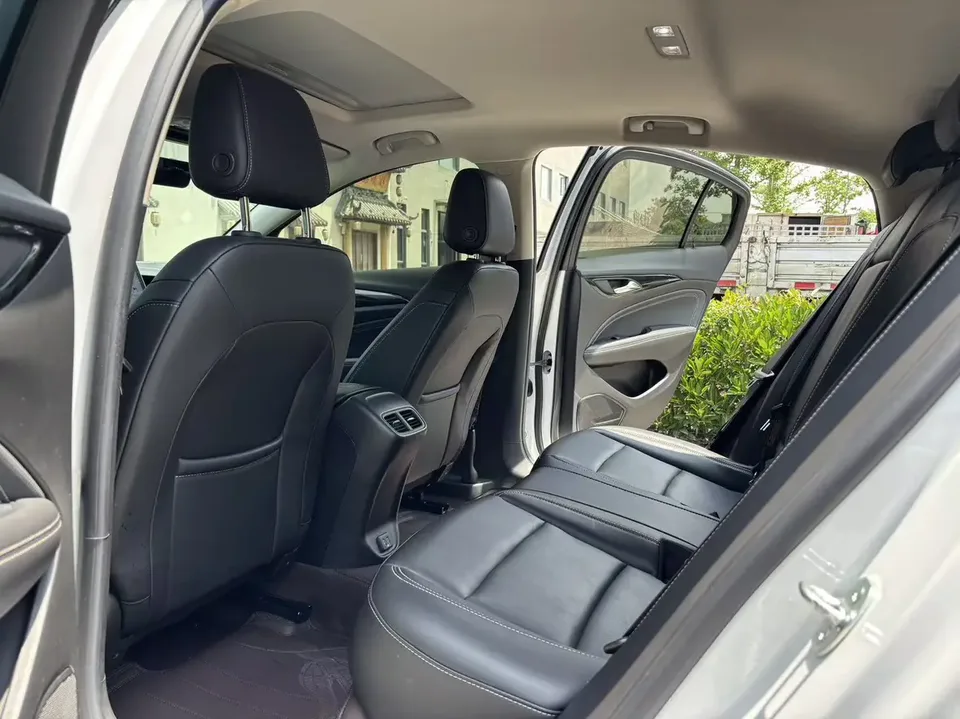 Buick Majesty Regal 2024 25T Super Edition 2024 — миниатюра 3