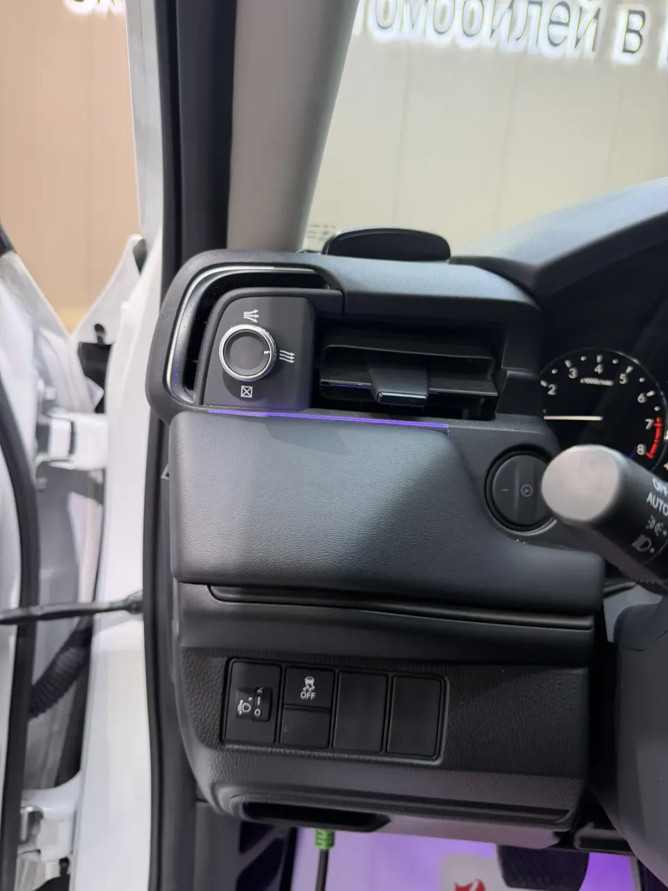 Honda VEZEL Binzhi 2023 1.5L CVT Elite Edition 2024 — миниатюра 4