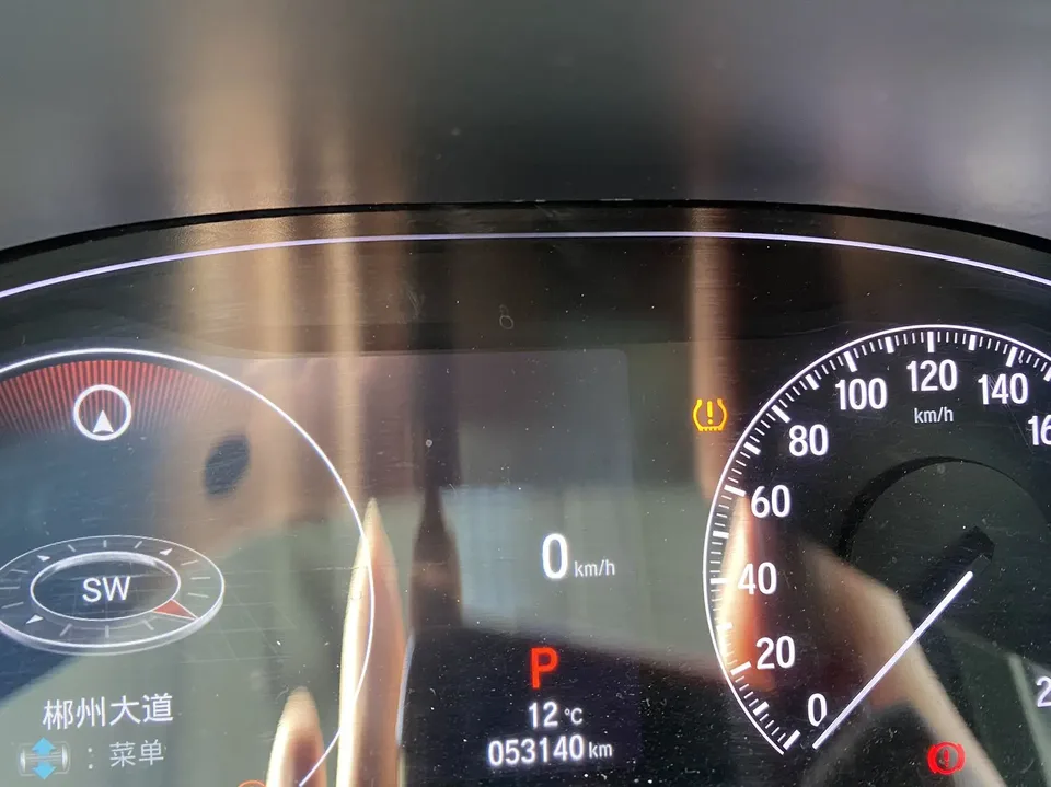 Honda Accord Accord 2022 260TURBO Deluxe Edition 2022 — миниатюра 3