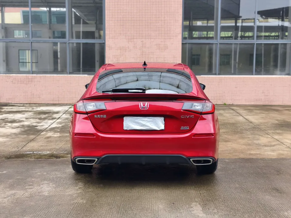 Honda CIVIC 2023 Civic HATCHBACK 240TURBO CVT Extreme Edition 2023 — миниатюра 2