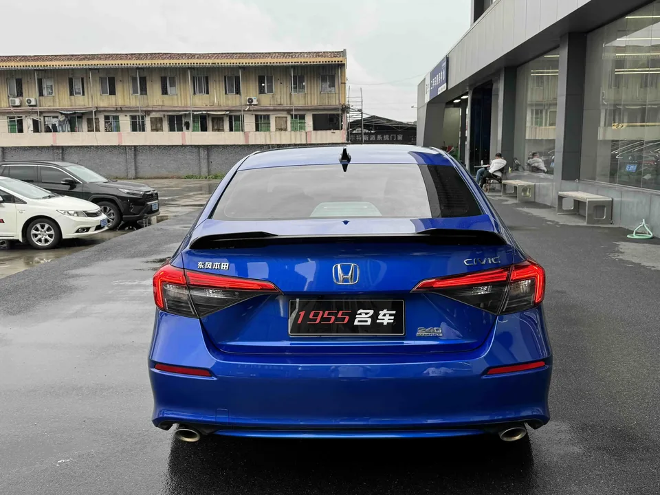 Honda CIVIC 2022 Civic 240TURBO CVT Ignition Edition 2022 — миниатюра 2