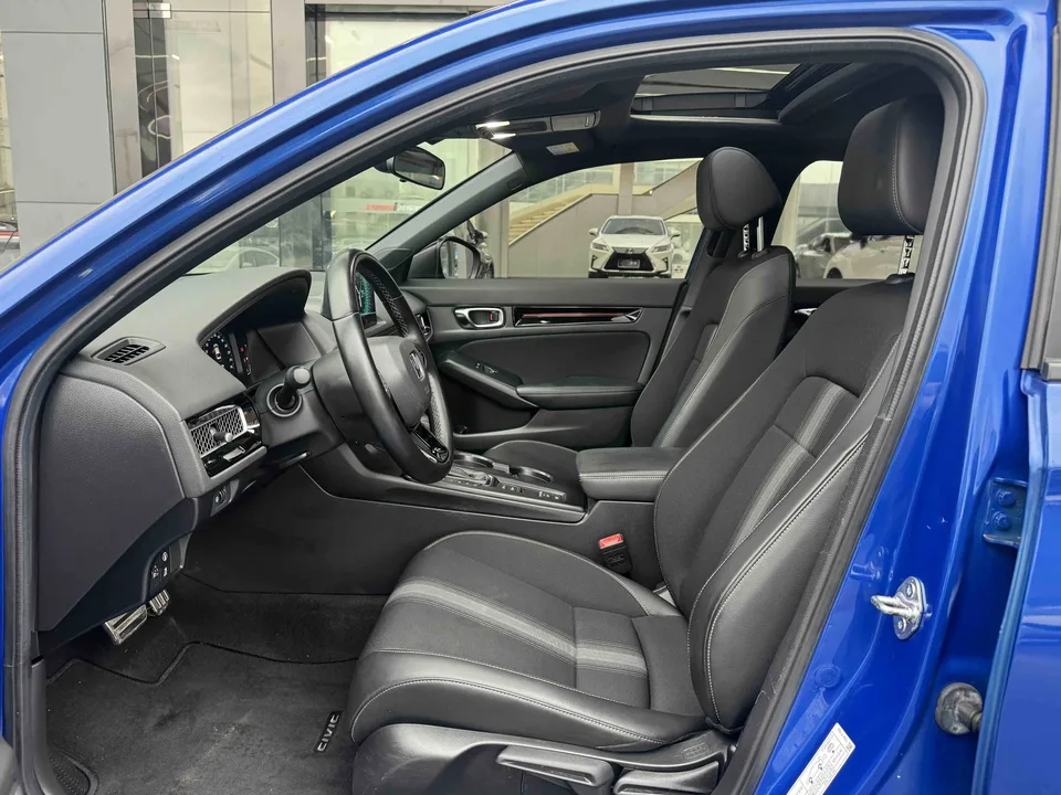 Honda CIVIC 2022 Civic 240TURBO CVT Ignition Edition 2022 — миниатюра 5