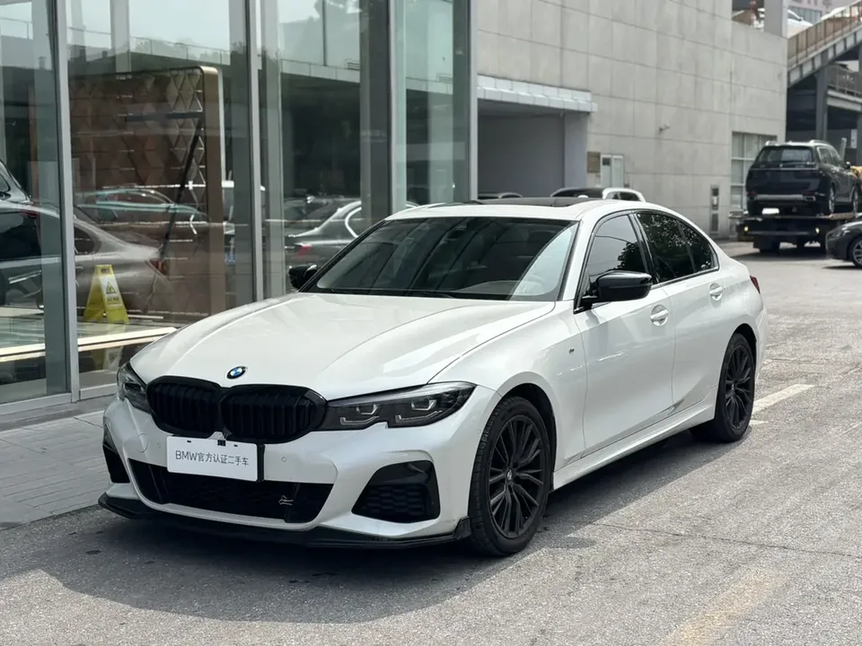 BMW 3 Series 2022