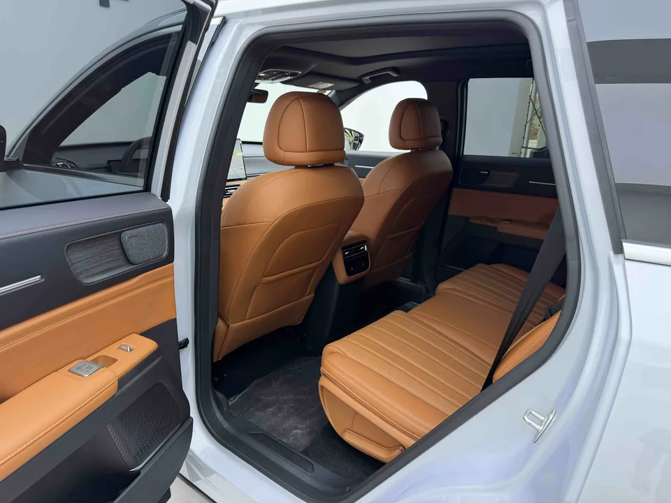 Jietu Shanhai Jetour Mountain & Sea L7 PLUS 121km Seven-seat Luxury Edition 2025 — миниатюра 4