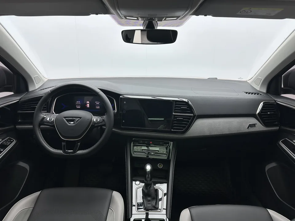 Jetta VS7 280TSI automatic ABT Honor Limited Edition 2024 — миниатюра 4