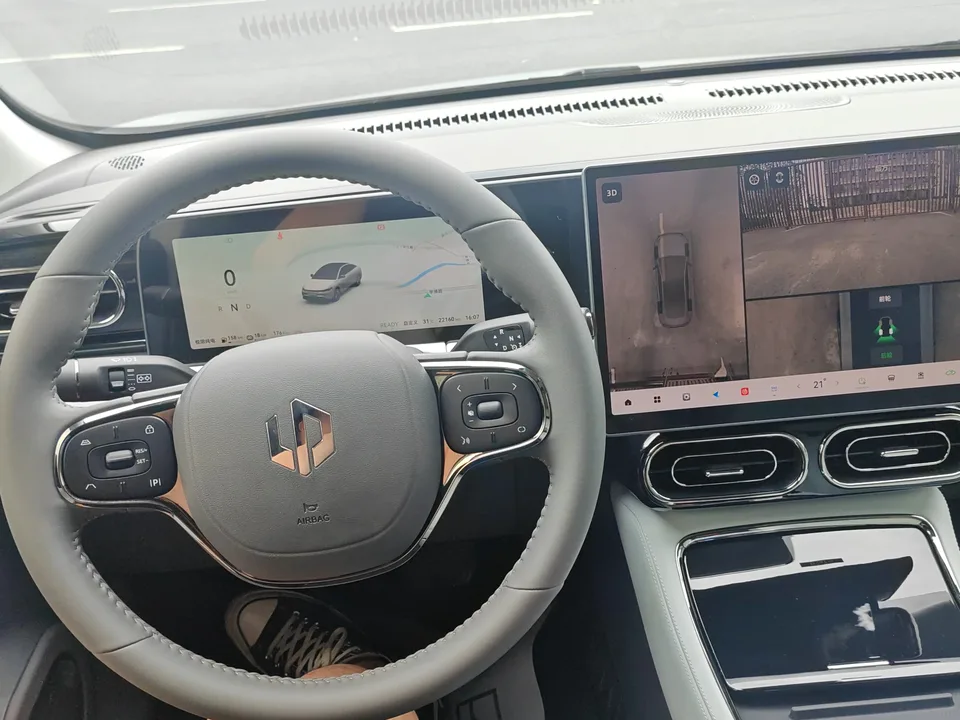 Leapmotor Zero running C01 Extended Range 216 Exclusive Edition 2024 — миниатюра 4