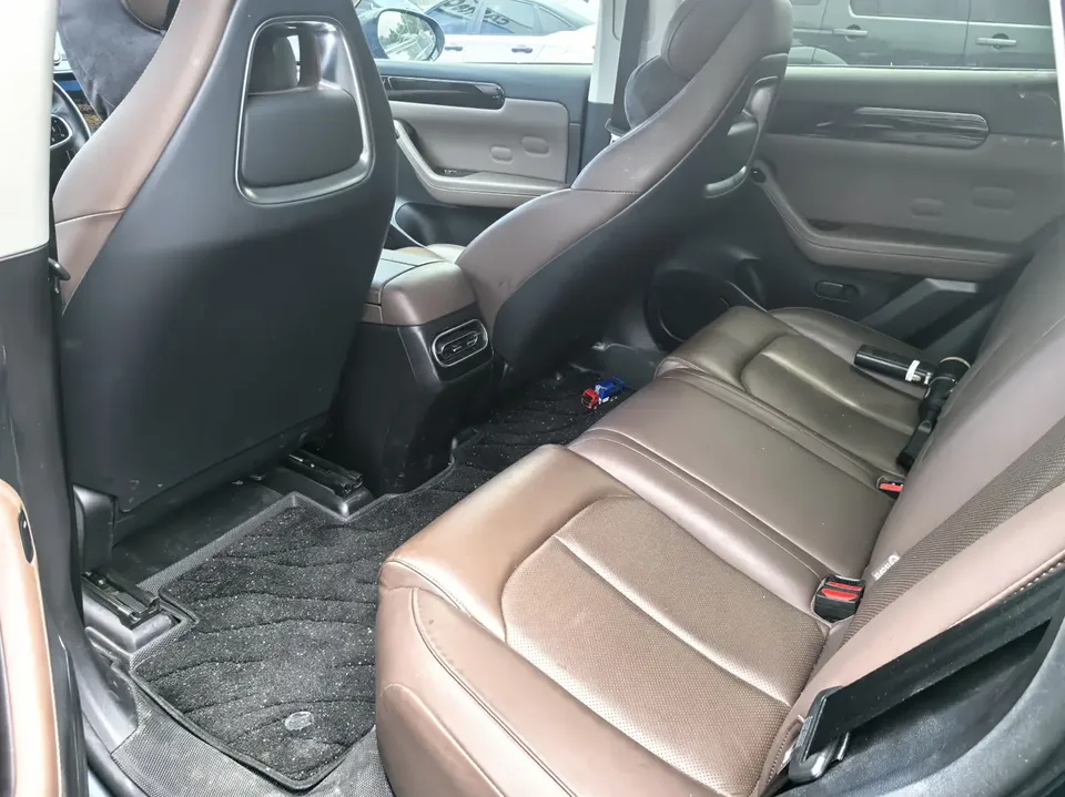 Leapmotor Zero running C11 Extended Range 285 Comfort Edition 2023 — миниатюра 5