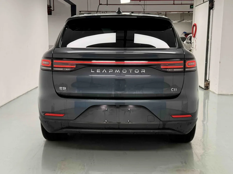 Leapmotor Zero running C11 500 Comfort Edition 2023 — миниатюра 2
