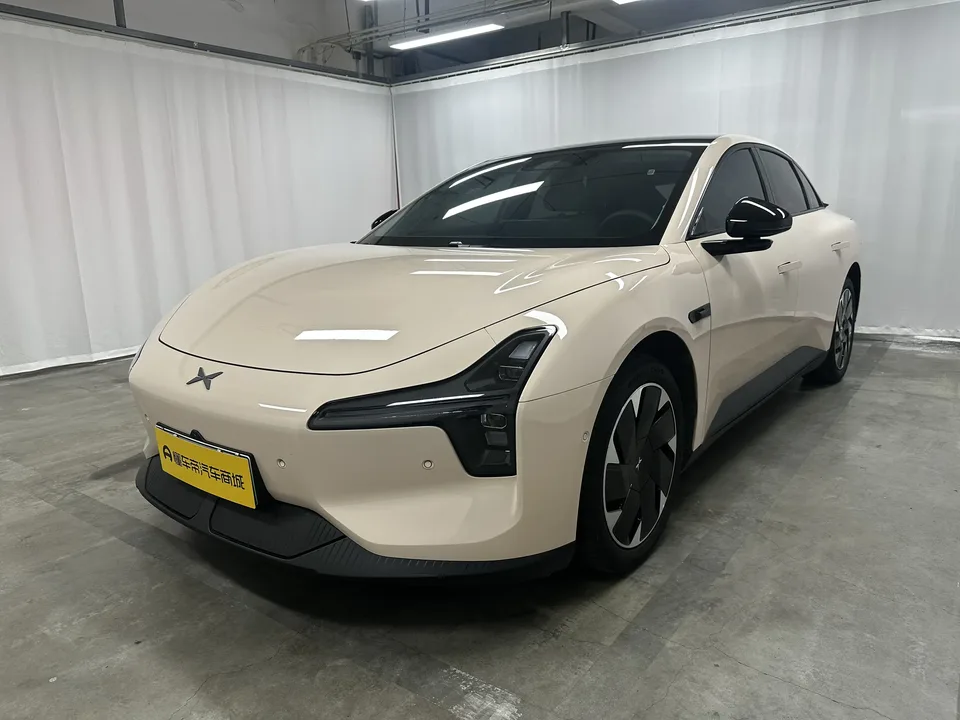 XPeng Xiaopeng MONA M03 2025