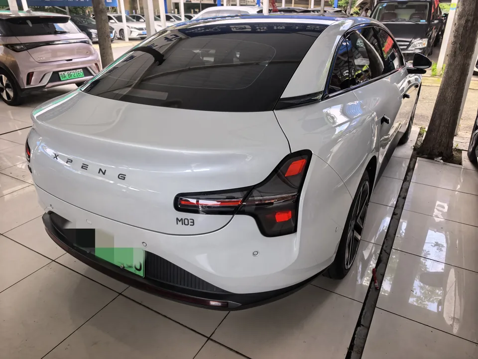 XPeng Xiaopeng MONA M03 600 Ultra-long-range Max version 2025 — миниатюра 2
