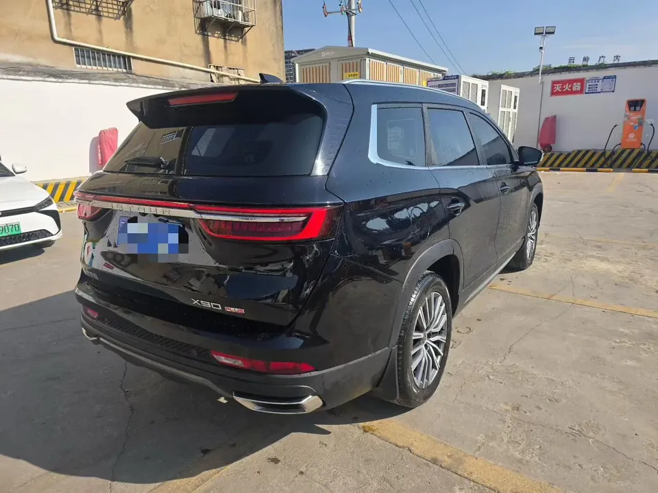 Jetour Jietu X90 PLUS Jietu X90 PLUS 2024 1.6TD DCT villa 2024 — миниатюра 2