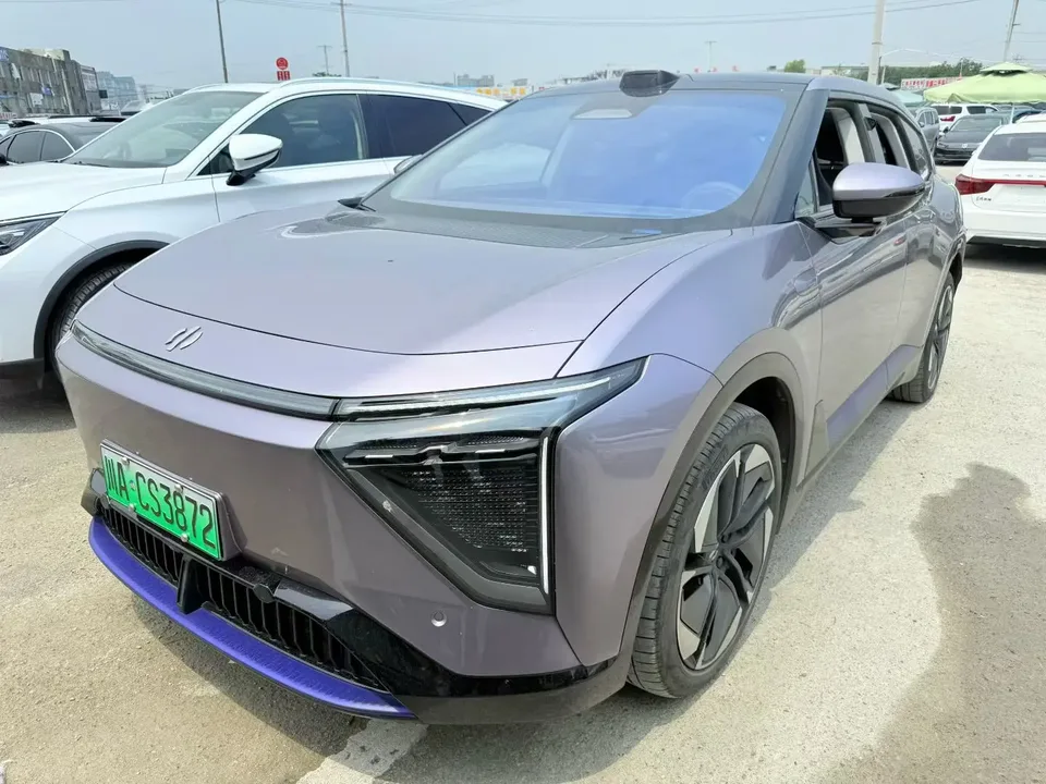 HiPhi Y 2023