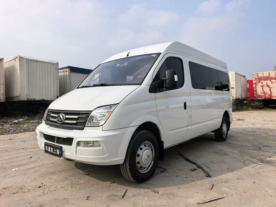 Datong Xintu V80 Xintu V80 2.0T Manual Classic Aoyuntong Long Axis Mid-Top 6-9 Seaters 2023 — photo 1, buy with delivery to Moscow