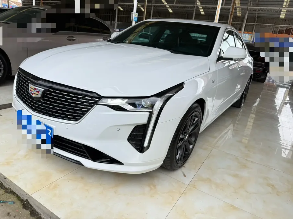 Cadillac CT4 2022