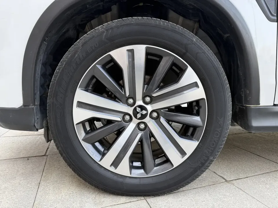 Mitsubishi Jinxuan ASX ASX 2020 2.0L CVT Smart Edition 2023 — миниатюра 2