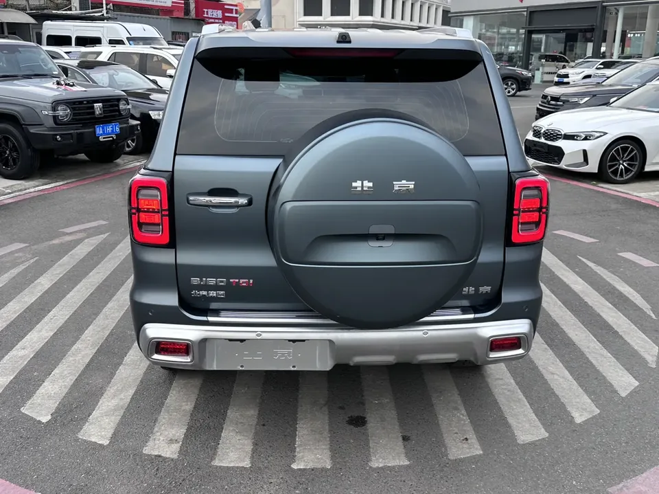 BAIC Beijing Off-road BJ60 2.0T Diesel Automatic Thousand Miles Edition Five Seaters 2023 — миниатюра 2