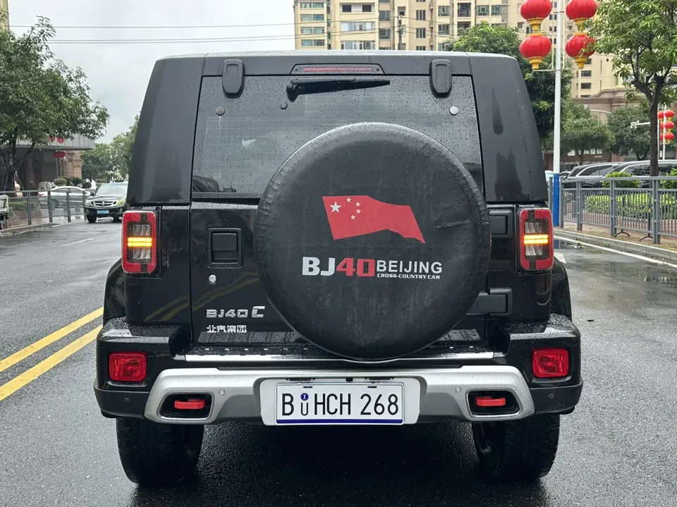 BAIC Beijing Off-road BJ40 Beijing Off-road BJ40 2.0T Automatic 4WD Touring Tower Champion Edition 2022 — thumbnail 2