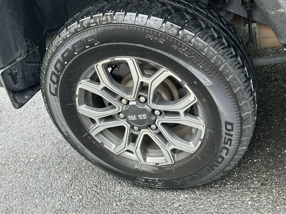 BAIC Beijing Off-road BJ40 Beijing Off-road BJ40 2.0T Automatic 4WD Touring Tower Champion Edition 2022 — thumbnail 3