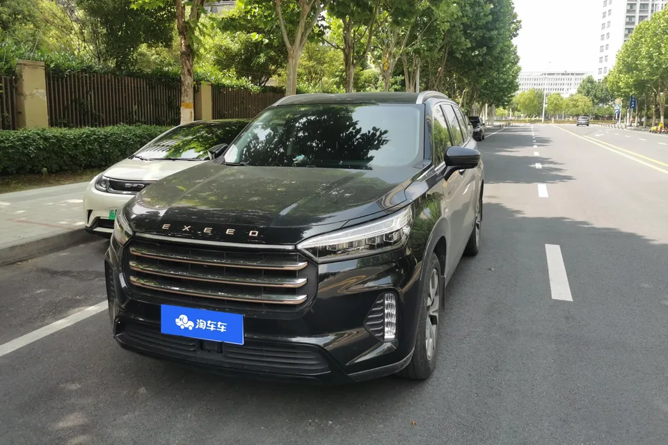 Exeed VX 2022