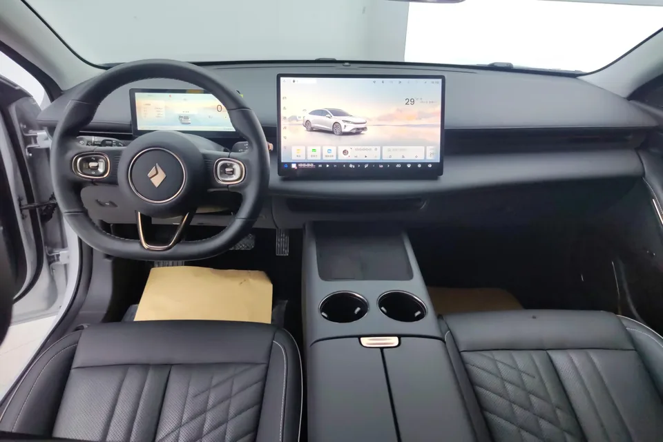 Baojun Enjoy PHEV 140km Luxury Edition 2025 — миниатюра 3