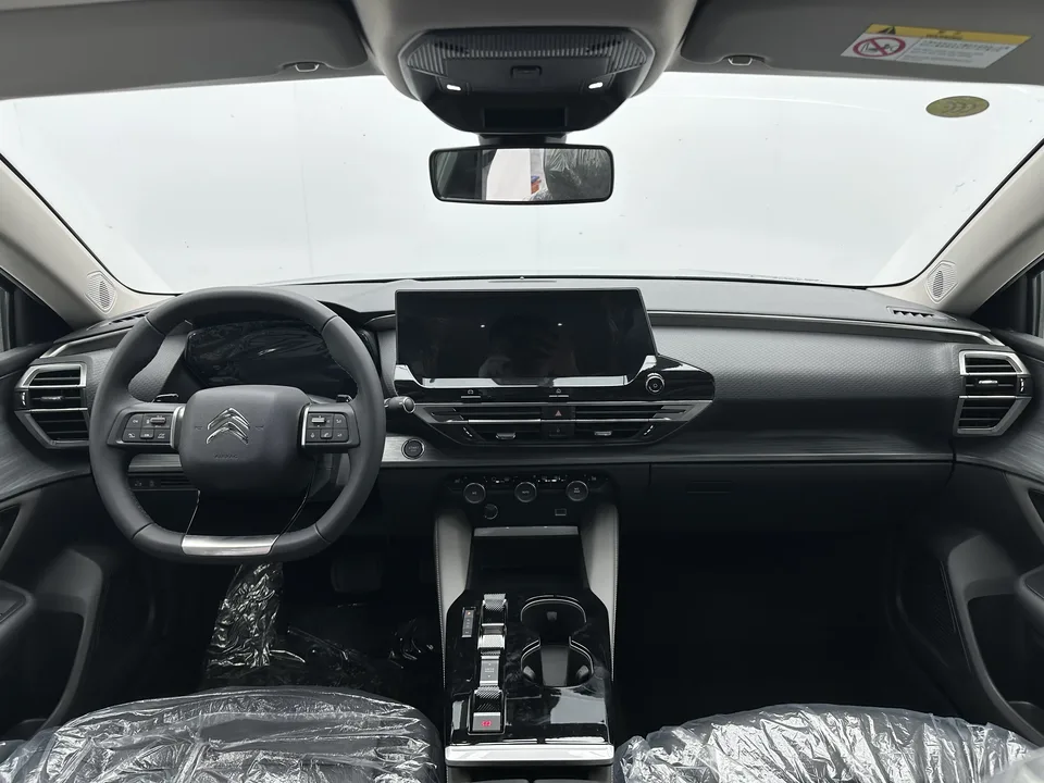 Citroen Versailles C5 X Versailles C5 X 2026 1.6T International Edition 2025 — миниатюра 4