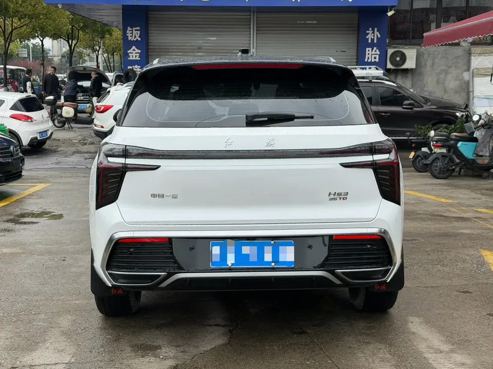 Hongqi HS3 1.5T Shanwei Edition 2023 — миниатюра 5