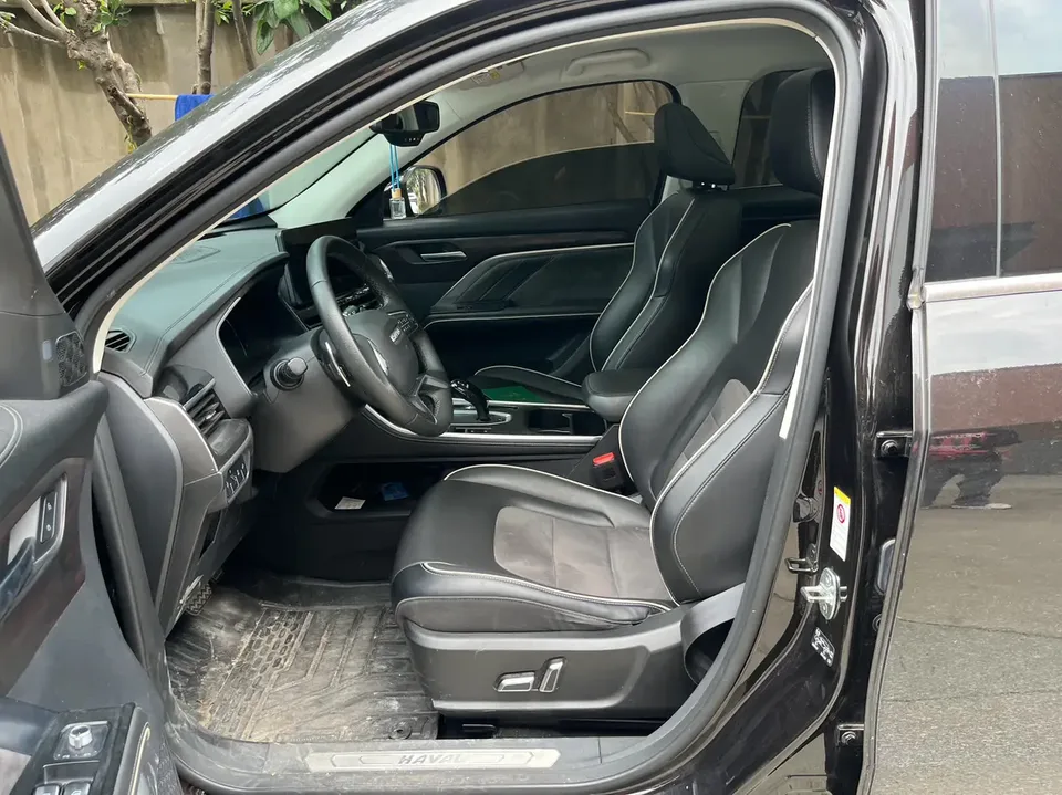 Haval H6 National Fashion Edition 1.5T Automatic Champion Edition 2023 — миниатюра 4