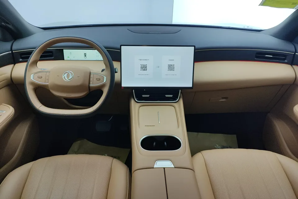 Dongfeng Fengshen L8 PHEV 185KM Dream Edition 2026 — миниатюра 3
