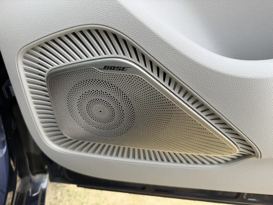 Roewe iMAX8 Roewe iMAX8 2022 400TGI Extreme Edition 2022 — миниатюра 3