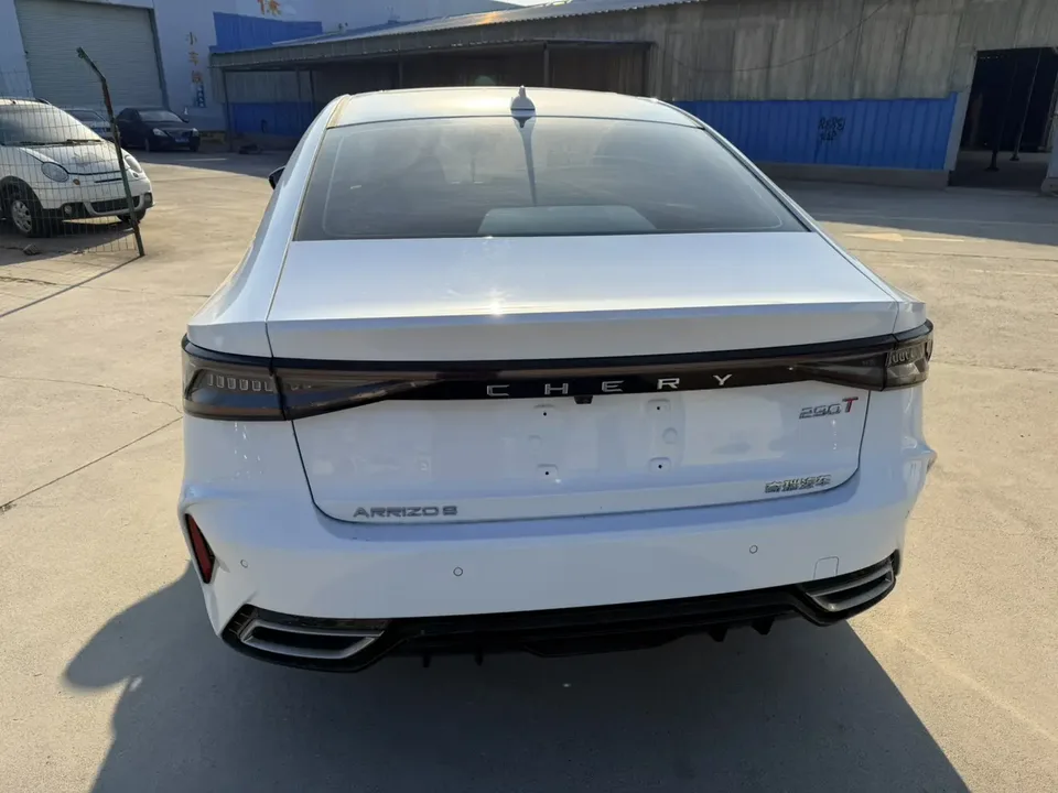 Chery Arrizo 8 1.6TGDI DCT Intelligent 2025 — миниатюра 2