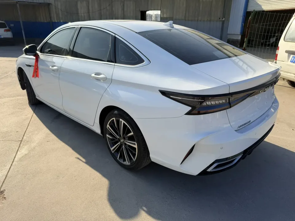 Chery Arrizo 8 1.6TGDI DCT Intelligent 2025 — миниатюра 4