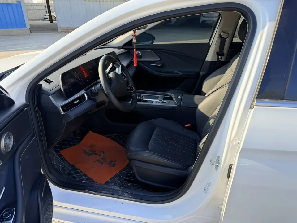 Chery Arrizo 8 1.6TGDI DCT Intelligent 2025 — миниатюра 5