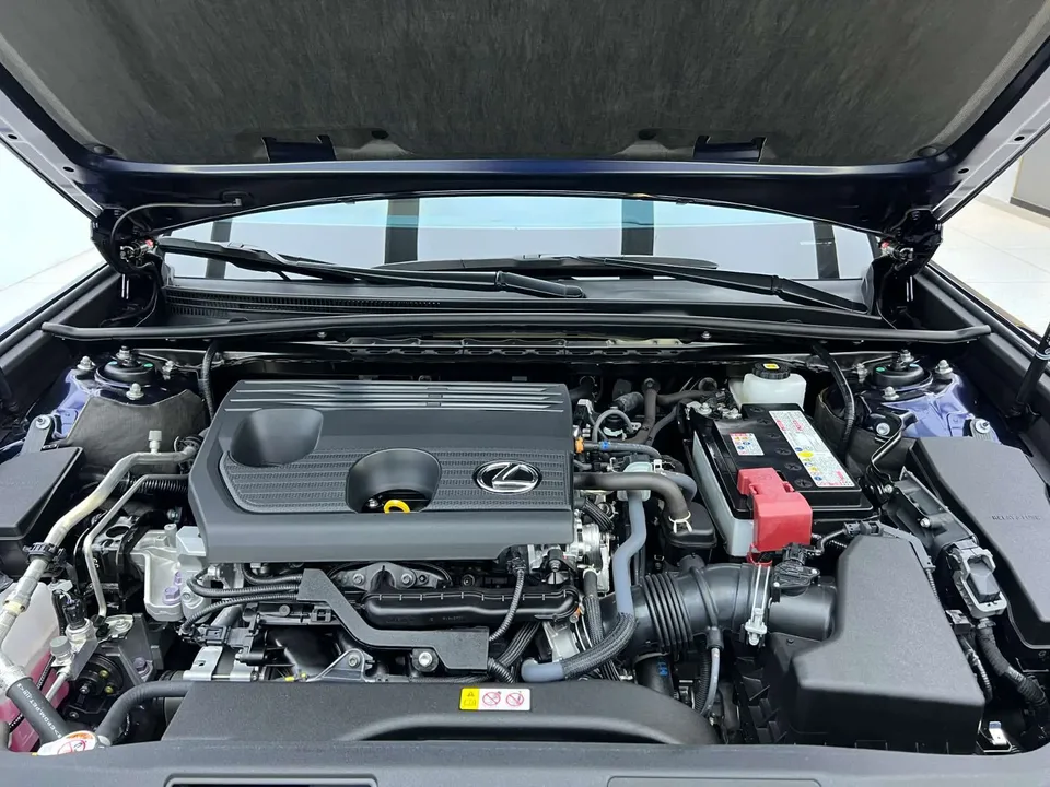 Lexus ES Lexus ES 2023 2.0L Automatic Front-wheel Drive 5-seater Parallel Import 2024 — миниатюра 2