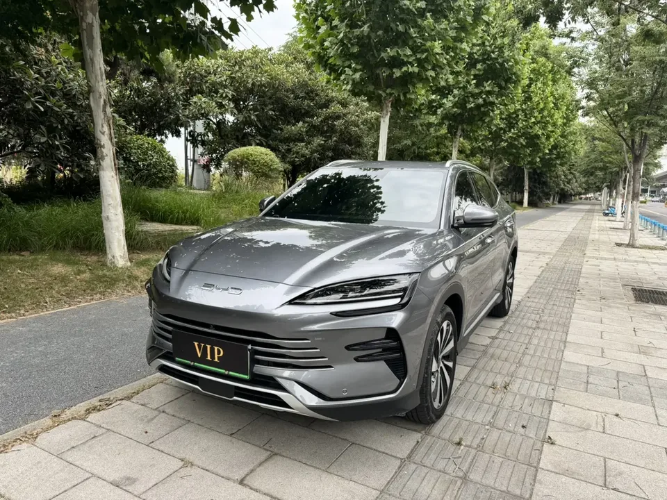 BYD Song PLUS DM Song PLUS DM DM-i Champion Edition 110KM Flagship PLUS 2023 — photo 1, buy with delivery to Moscow