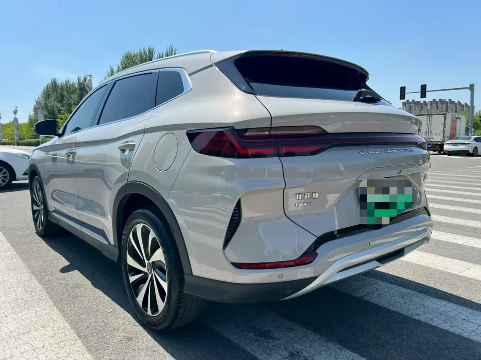 BYD Song PLUS DM Song PLUS DM DM-i Champion Edition 110KM Flagship Model 2023 — thumbnail 4