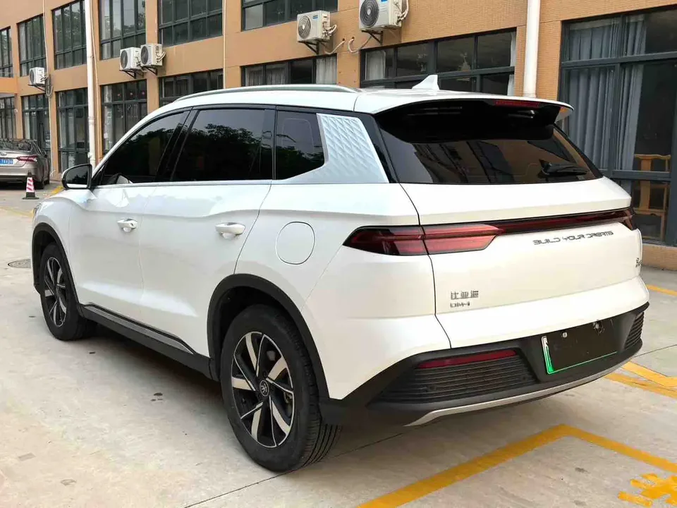 BYD Song Pro DM DM-i Honor Edition 71km Pilot Edition 2024 — миниатюра 4