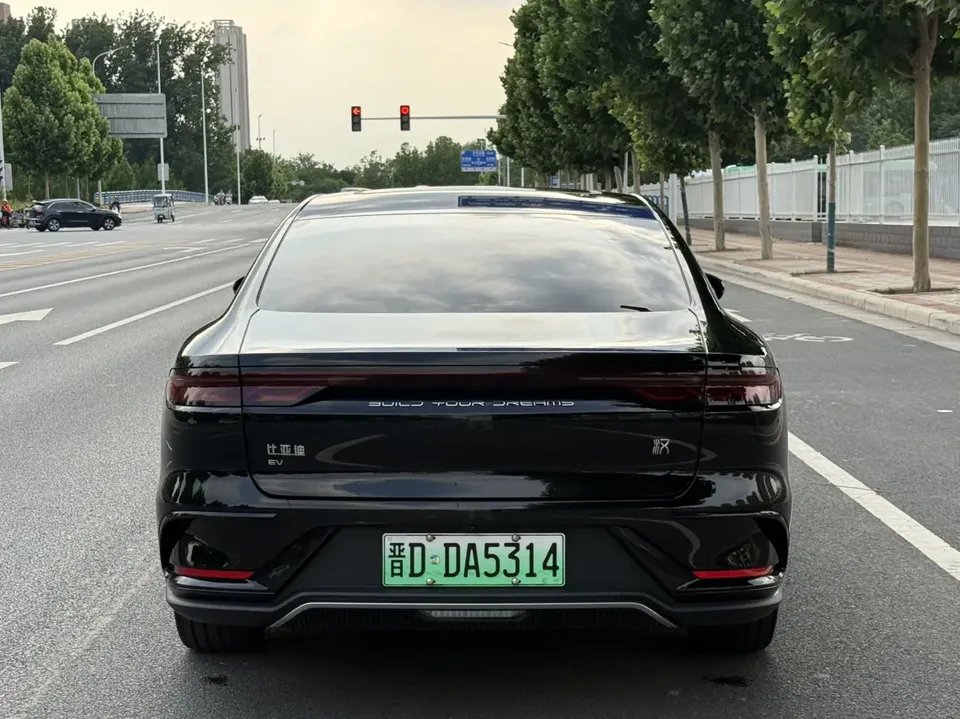 BYD Han EV Honor Edition 506KM Premium Model 2024 — миниатюра 2
