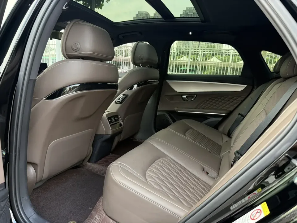 BYD Han EV Honor Edition 506KM Premium Model 2024 — миниатюра 3