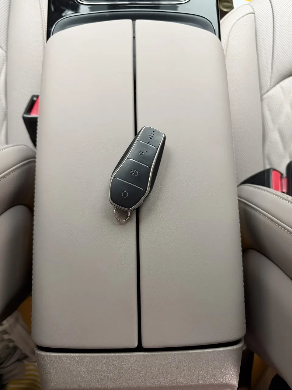 BYD Han DM Han DM 2025 DM-i 125KM Elite 2024 — миниатюра 4