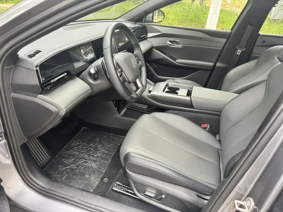 BYD Qin L EV 545km Surpassing Edition 2025 — миниатюра 5