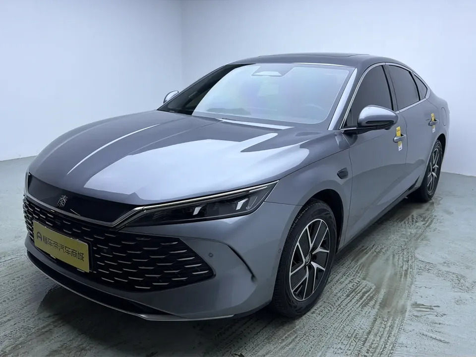 BYD Qin L DM Qin L DM Intelligent Driving Edition DM-i 120KM Beyond Edition 2025 — photo 1, buy with delivery to Moscow