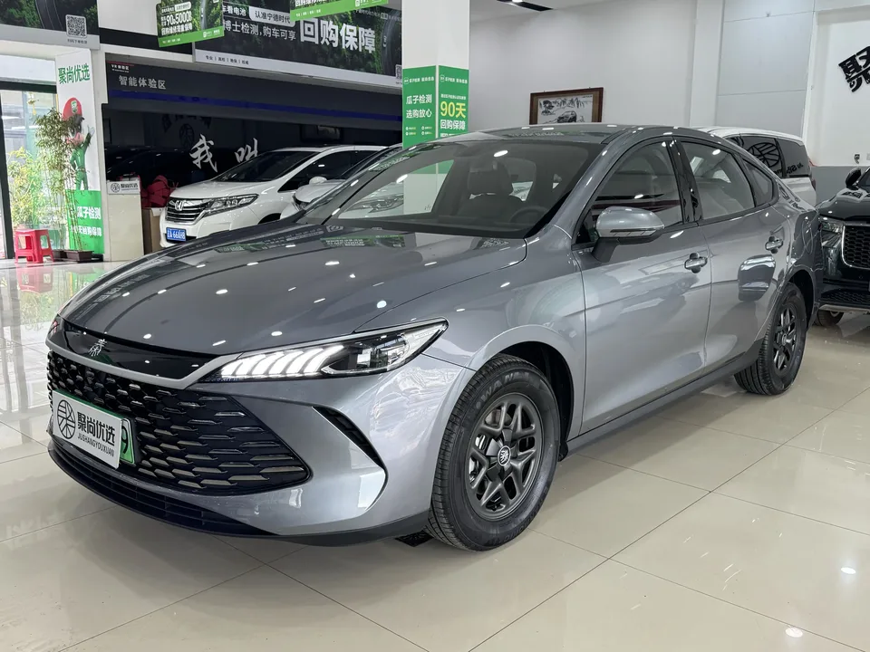 BYD Qin PLUS DM Qin PLUS DM DM-i 55KM Intelligent Driving Edition Leading Edition 2025 — photo 1, buy with delivery to Moscow