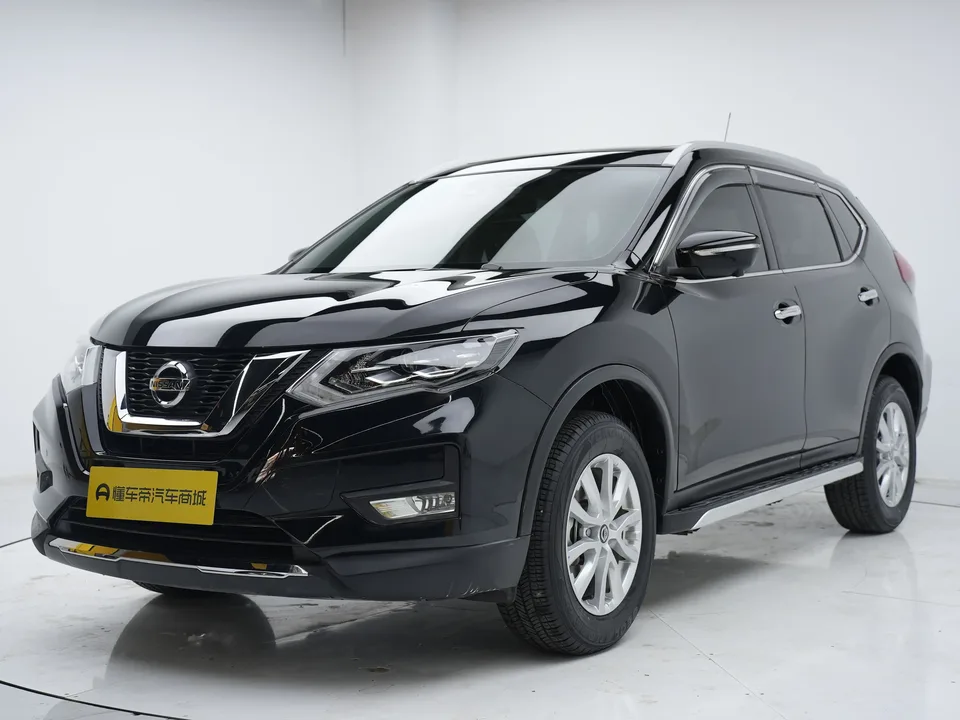 Nissan X-Trail Classic Edition 2.0L 2WD Intelligent Link Premium Edition 2024 — фото 1, купить с доставкой в Москву