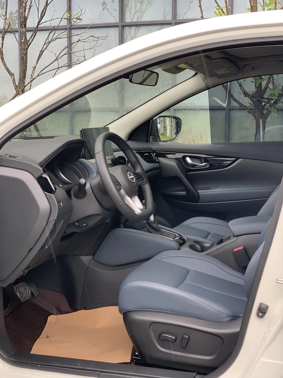 Nissan Qashqai Qashqai 2025 Honor 2.0L CVT XV+ Leading Edition 2025 — миниатюра 3