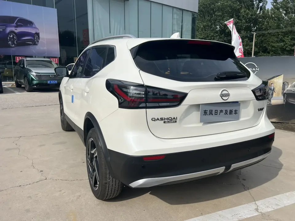 Nissan Qashqai Qashqai Qashqai 2025 Honor 2.0L CVT XV+ Leading Edition 2026 — thumbnail 4